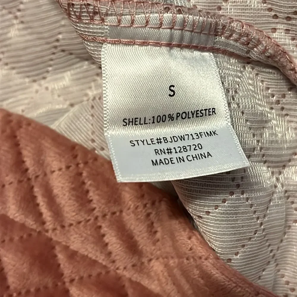 🔥 FRANCESCA’S MI AMI VELVET QUILTED MINI SKIRT SZ S EUC!